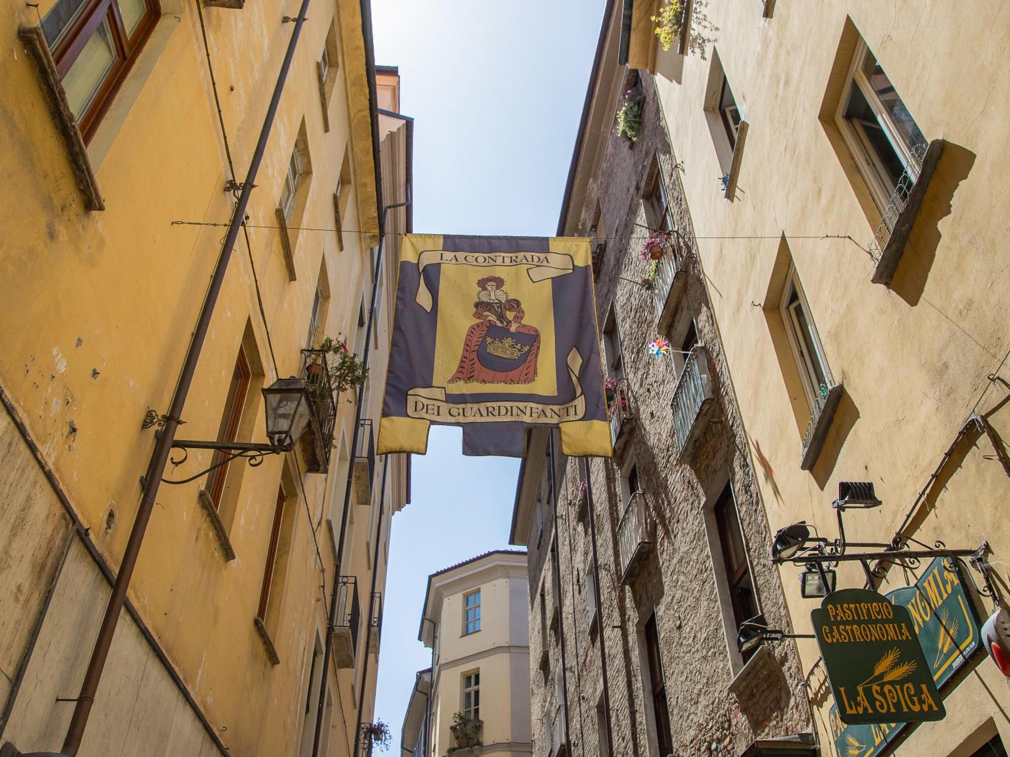 Affittacamere Dimora Dei Mercanti *